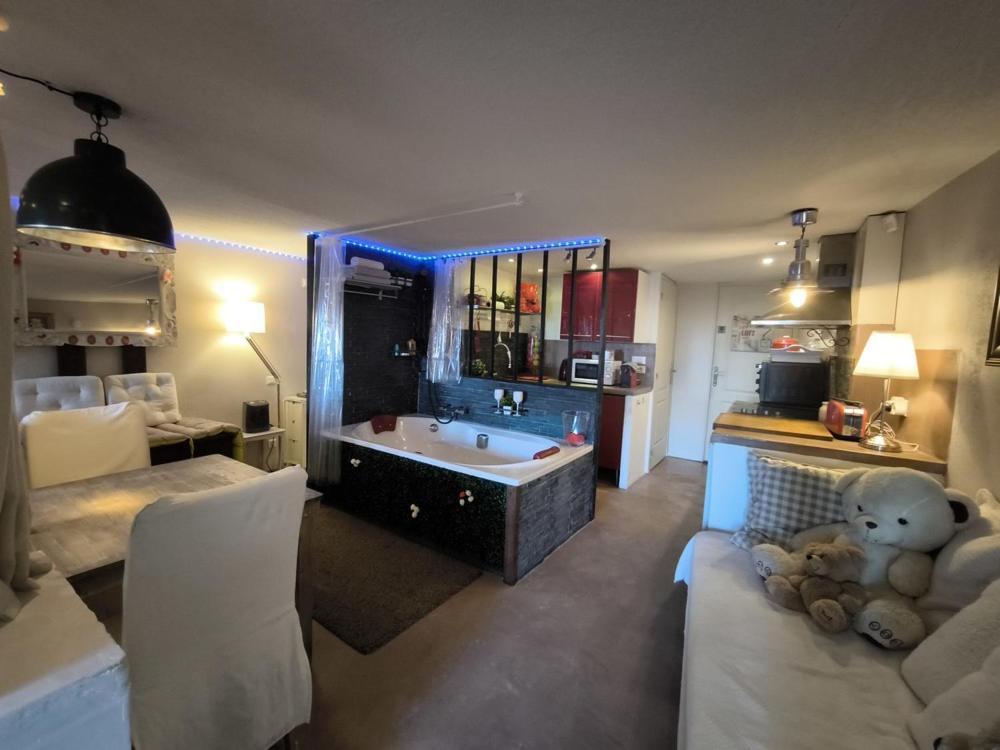 Love-Room Discret 40 M2 Bormes Les Mimosas Village Avec Terrasse Ngoại thất bức ảnh